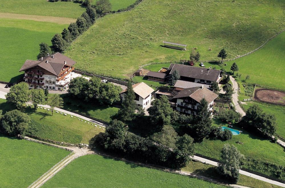 Hotel Klotz San Leonardo in Passiria Exteriér fotografie