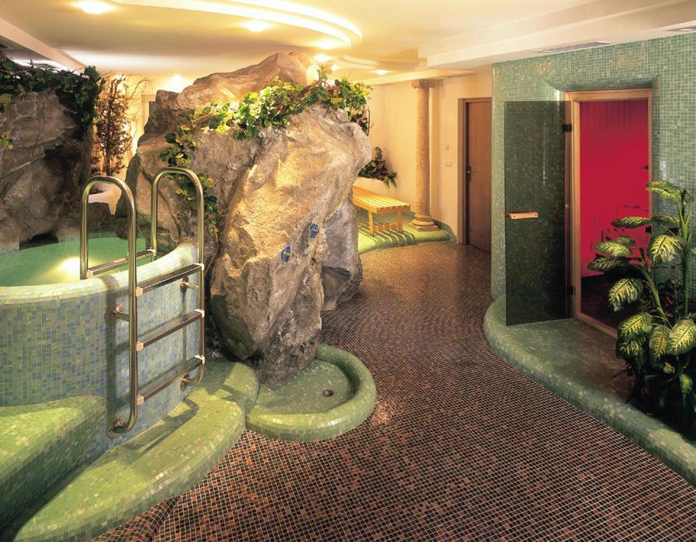 Hotel Klotz San Leonardo in Passiria Exteriér fotografie